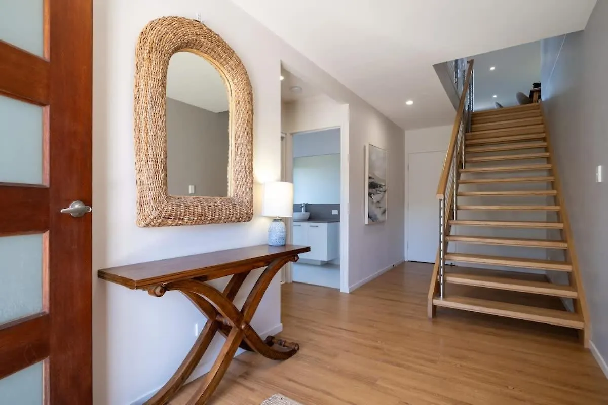 펜션 Chic Coastal Home On Orealla 선라이즈 비치
